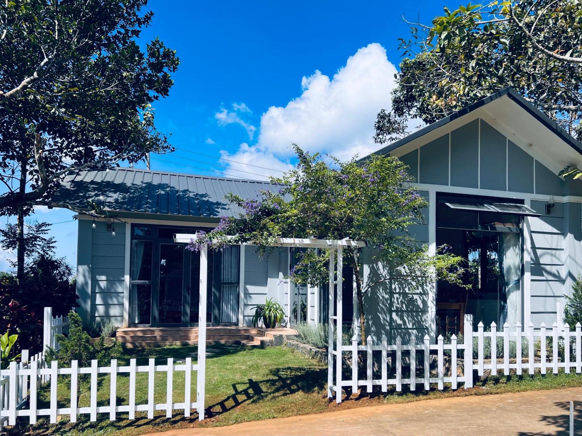Je T'Aime Villa - Khu Nghi Duong Nha Vuon Nam Giua Thien Nhien Bao La Hoa Co Bảo Lộc Kültér fotó